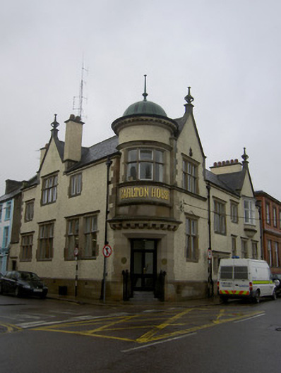 Foto perwakilan Carlton House, Fermoy, pada rekaman NIAH 20820037.