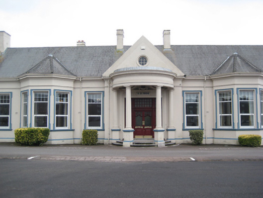 Foto perwakilan Collins Barracks, Cork, pada rekaman NIAH 20863006.