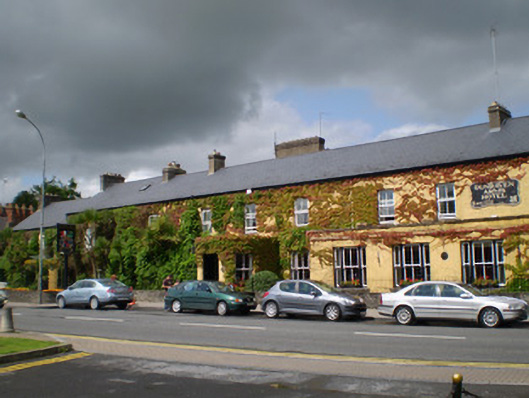 Foto perwakilan Dunraven Arms Hotel, Adare, pada rekaman NIAH 21824050.