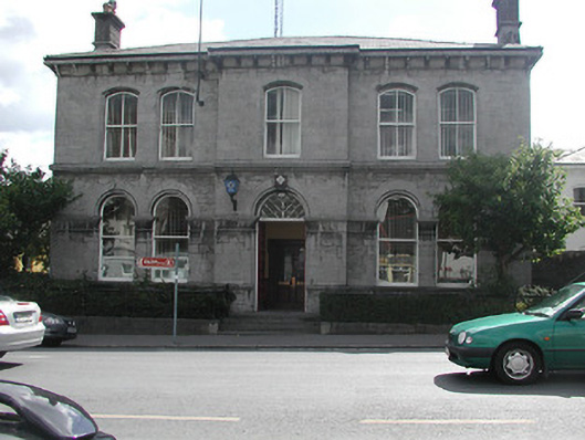 Foto perwakilan Nenagh Garda Síochána Station, Nenagh, pada rekaman NIAH 22305058.