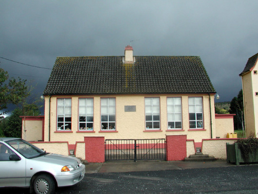 Foto perwakilan Villierstown National School, Villierstown, pada rekaman NIAH 22819025.
