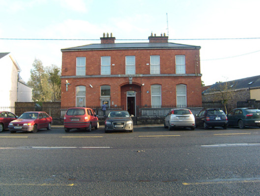 Foto perwakilan Bank of Ireland, Mountbellew, pada rekaman NIAH 30404615.