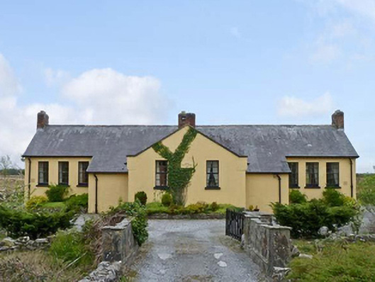 Foto perwakilan Cashel National School, CASTLESHEENAGHAN, pada rekaman NIAH 31307201.