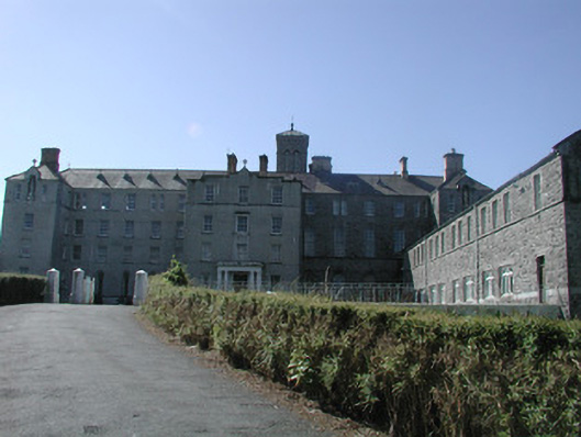Foto perwakilan Summerhill College, Sligo, pada rekaman NIAH 32011015.