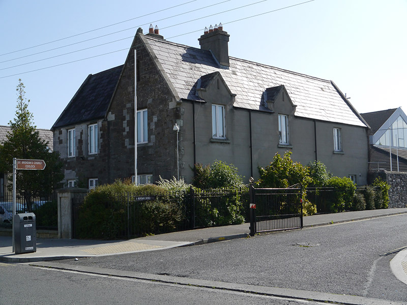 Foto perwakilan St. Brendan's Presbytery, Dublin 5, pada rekaman NIAH 50130229.